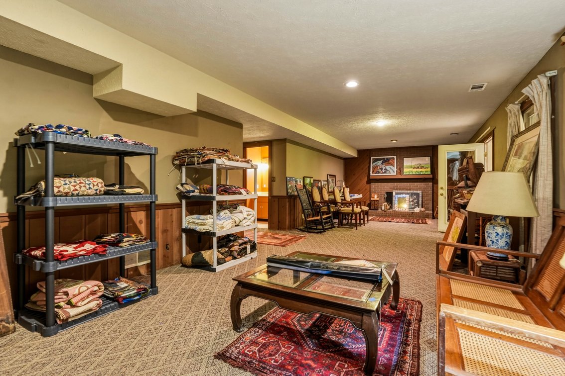 Image for Indian Hills Real Estate Absolute Auction