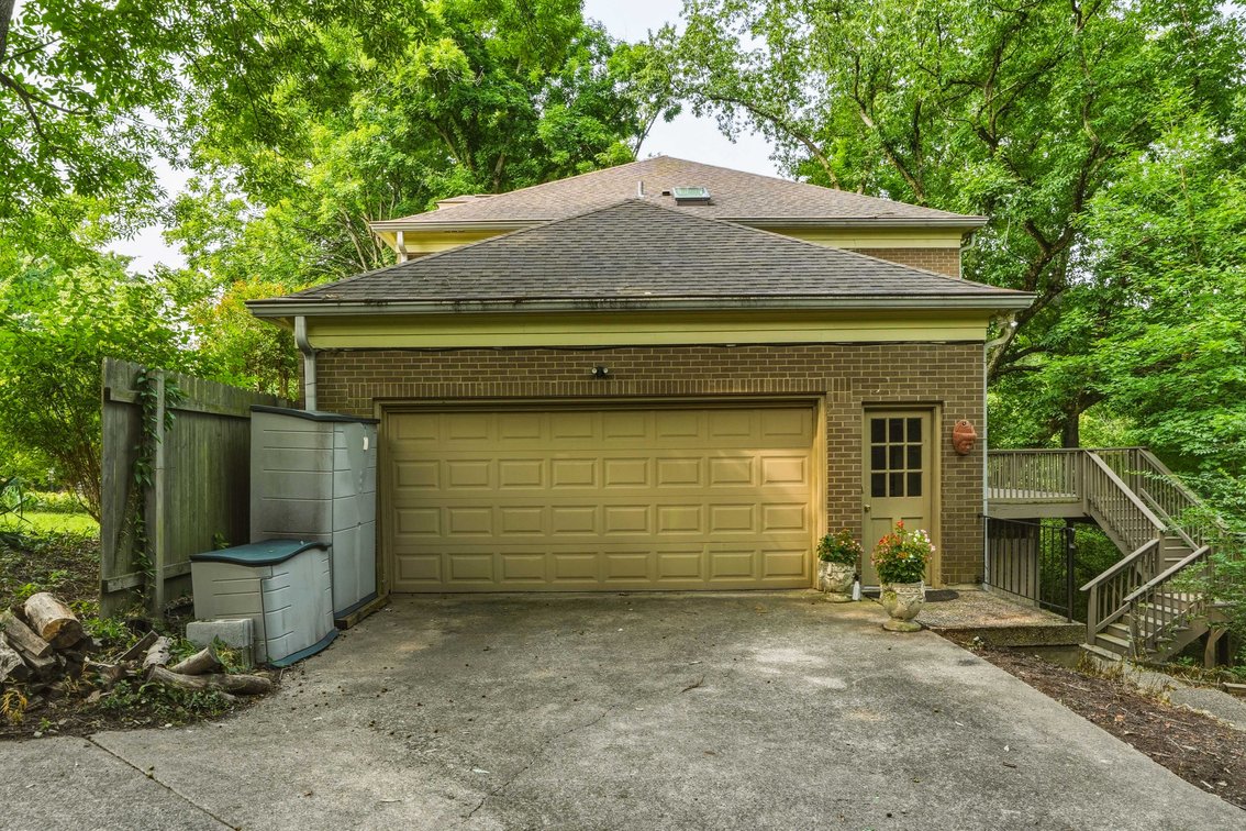 Image for Indian Hills Real Estate Absolute Auction