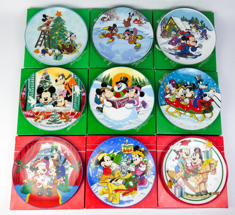 Nine Schmid Walt Disney Christmas Plates