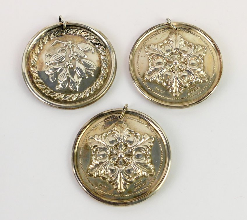 Lunt Sterling Wreath Ornaments 1976-1977