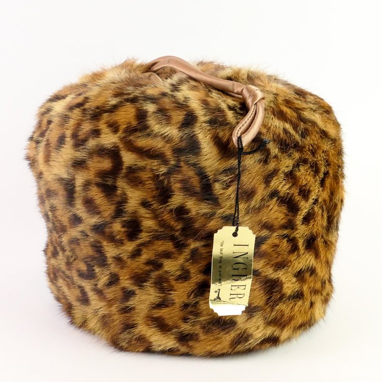 Ingber Rabbit Fur Muff in Leopard Print