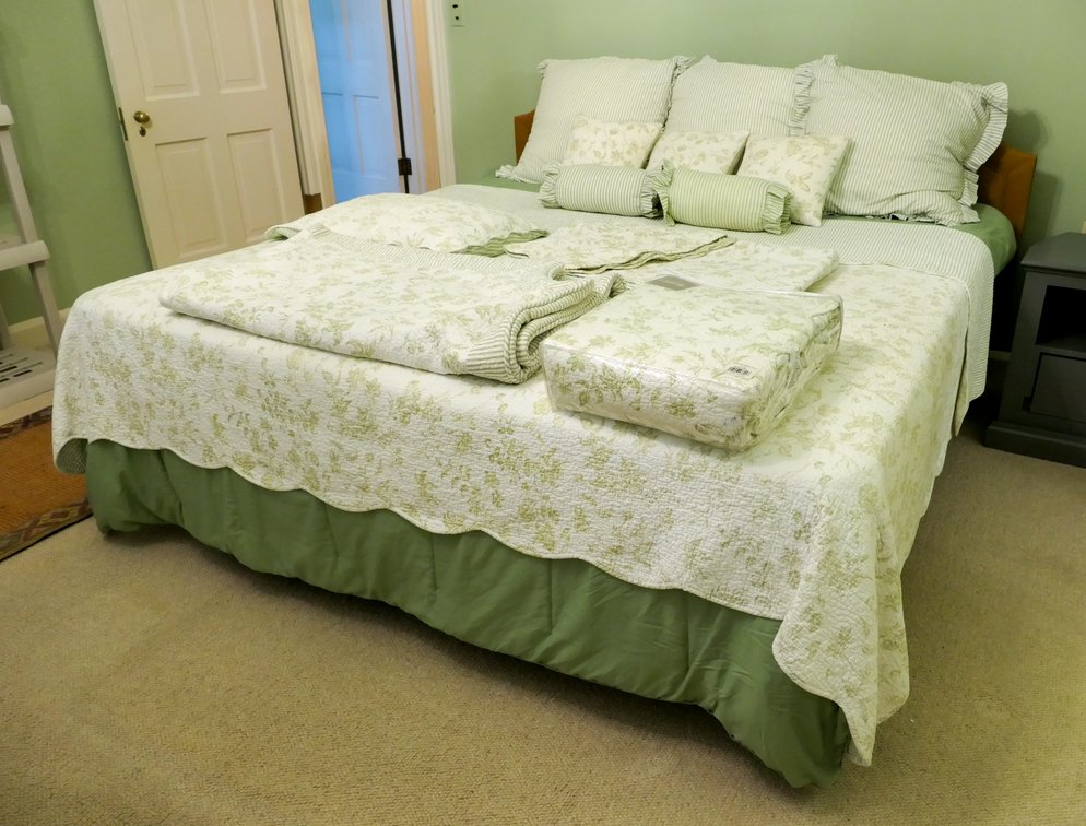 King Size Bed and Bedding