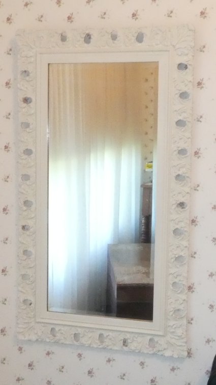 White Wall Hanging Mirror