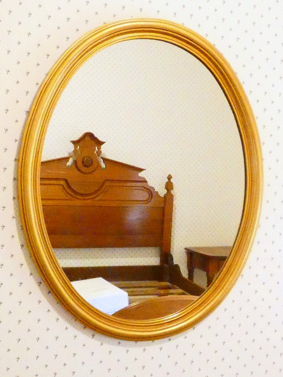 Oval Wall Mirror