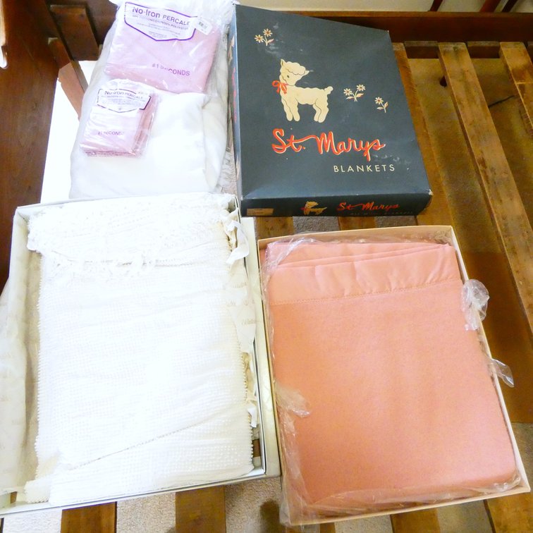 Collection of Vintage Household Linens
