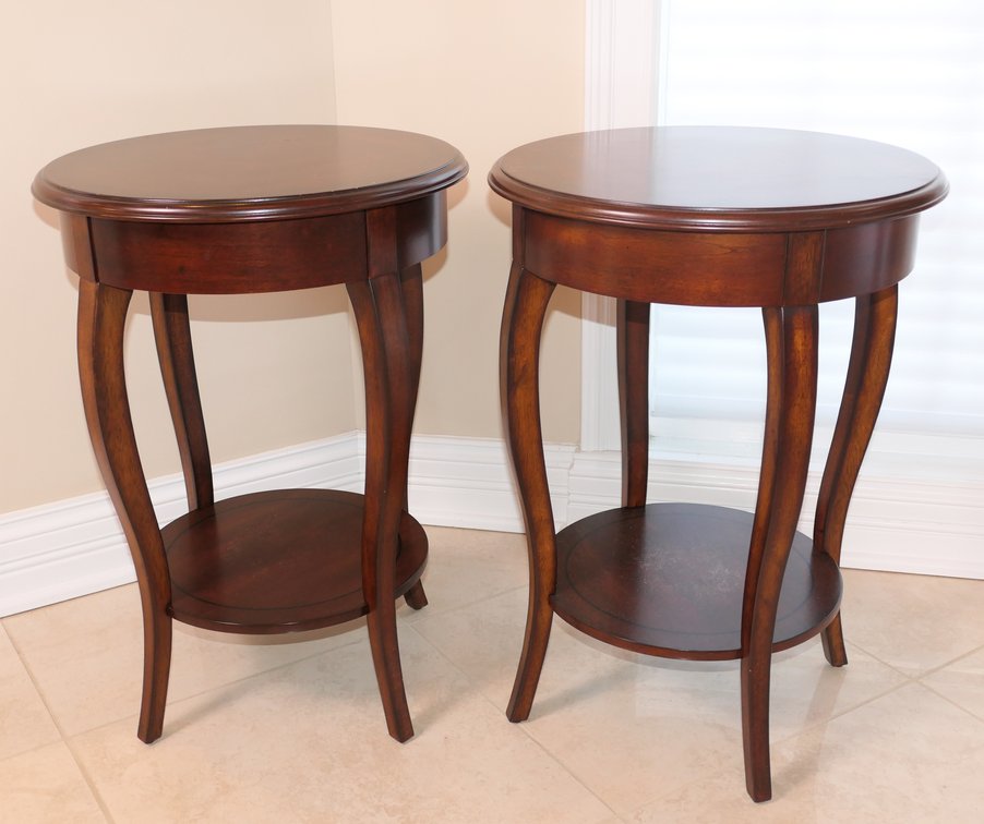 Pair of The Bombay Company Mahogany Finish Accent Tables