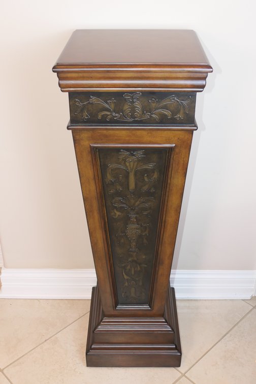 Pulaski Furniture Accent Pedestal with Faux Metal Inlay