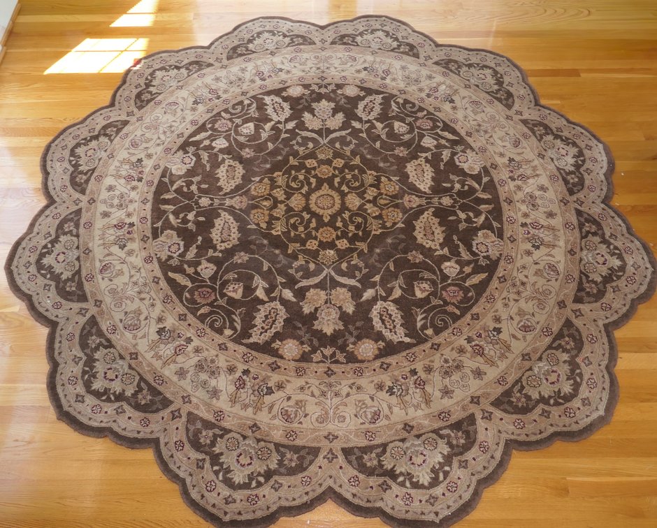 Nourison Heritage Hall Round Scalloped Edge Rug