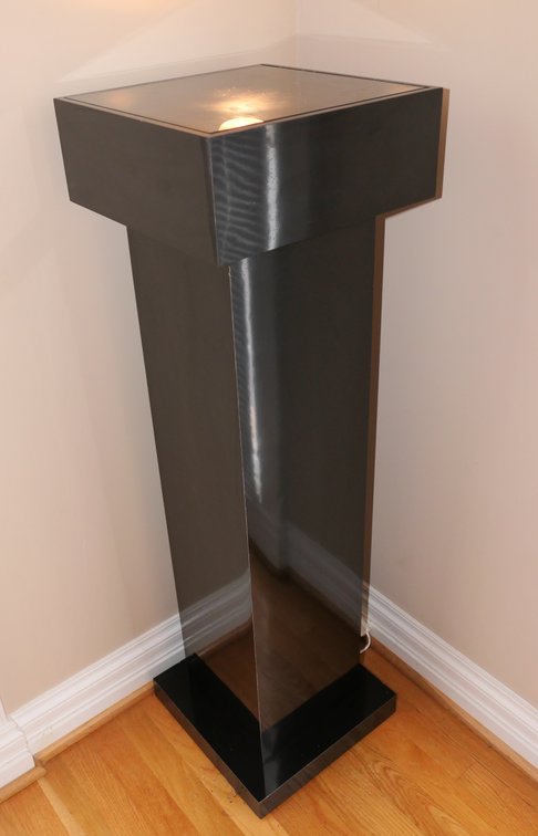 Black Laminate Lighted Pedestal