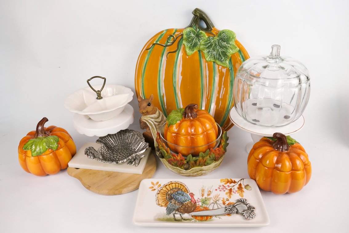 Fall Themed Kitchenware Serving Accessories