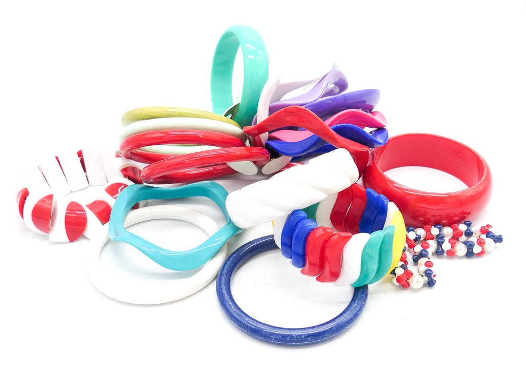 Nineteen Colorful Retro Bangle Bracelets