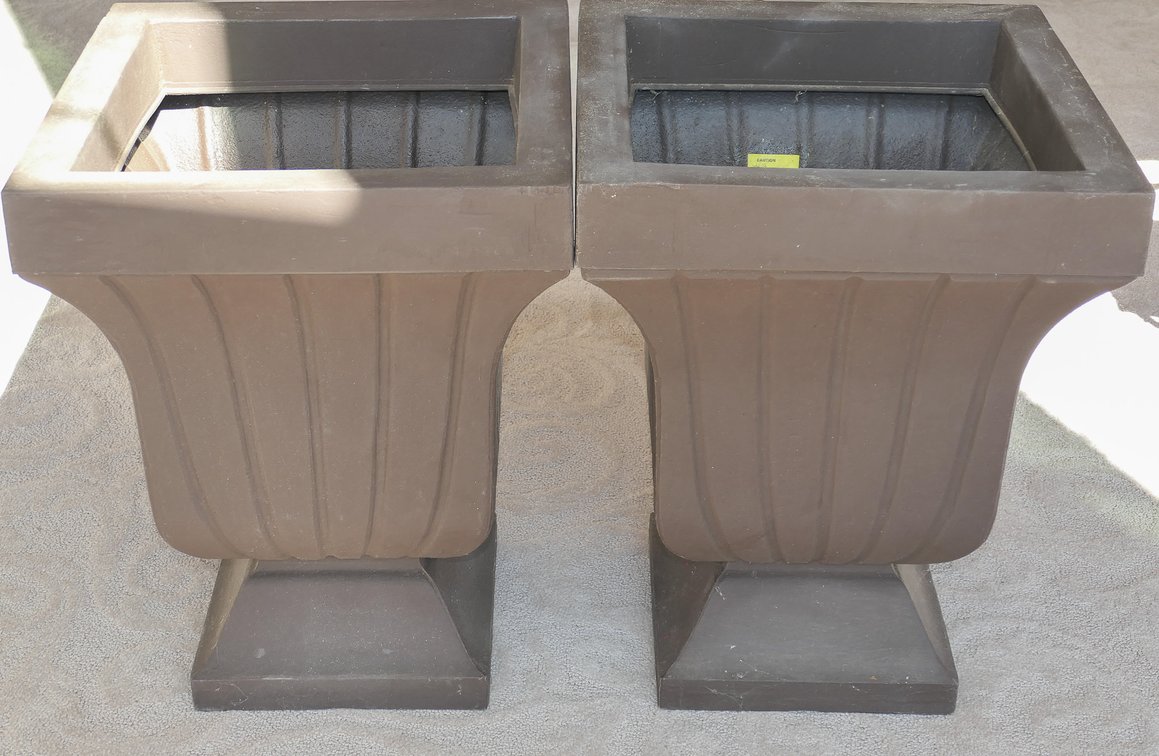 Large Outdoor Urns