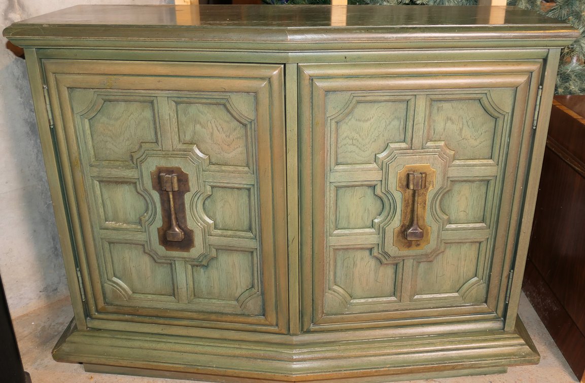 Green Buffet Table