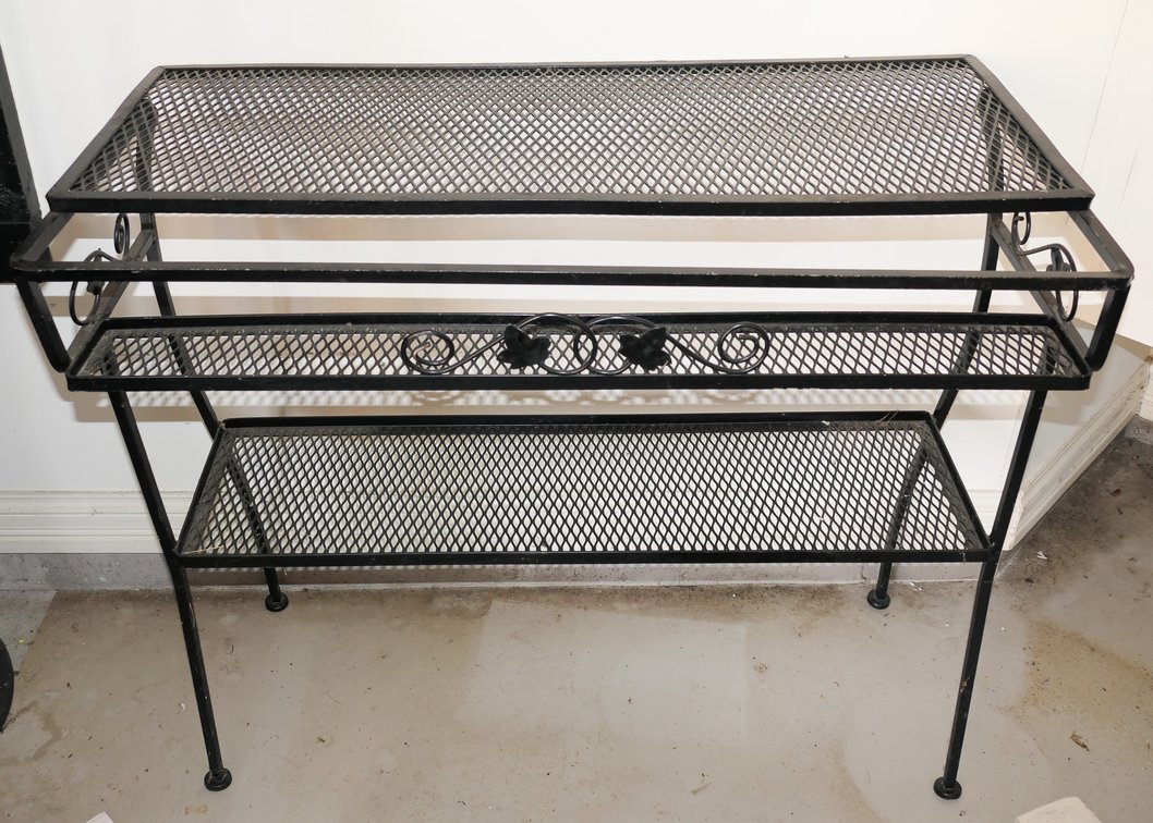 Mesh Two Tiered Table
