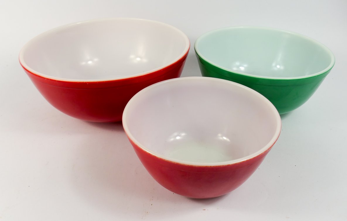 Three Pyrex Nesting Bowls