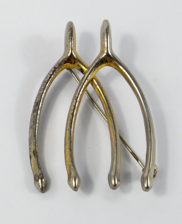 Sterling Silver Brooch with Two Overlapping Wishbones