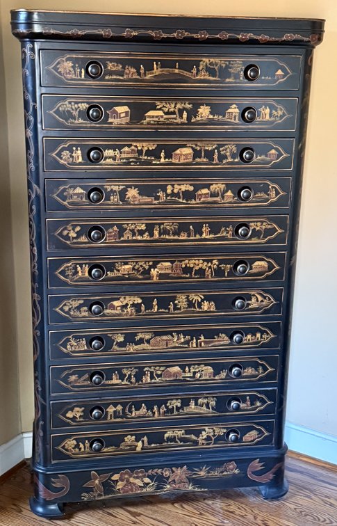 Chinoiserie Chest of Drawers with Gold Painted Scenes