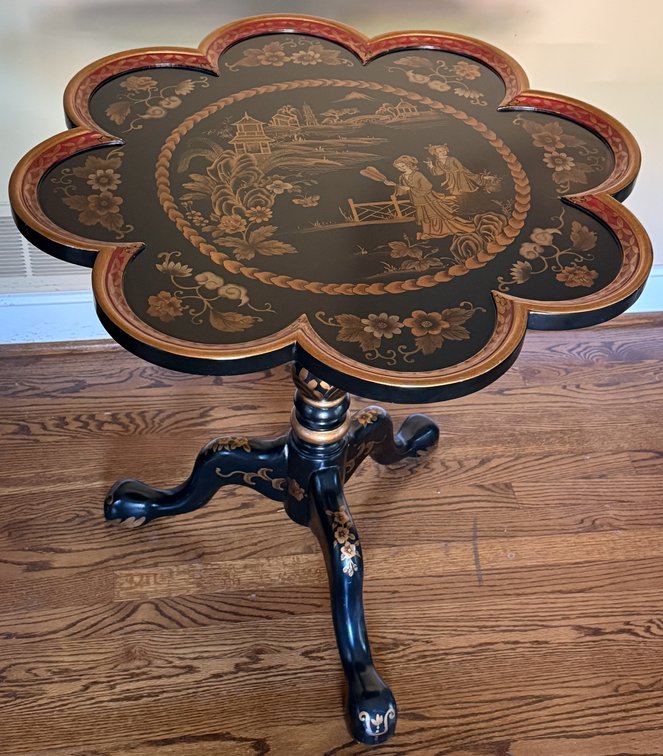 Chinoiserie Tilt Top Table