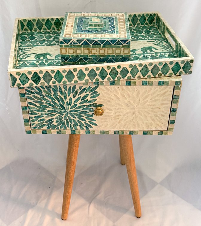 Three Pieces Of Capiz Style Accents