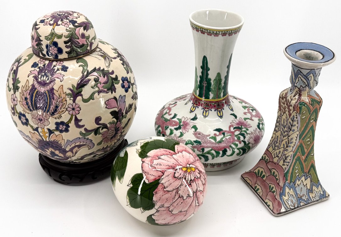 Four Floral Porcelain Pieces