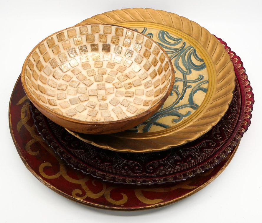 Four Platters and Bowl