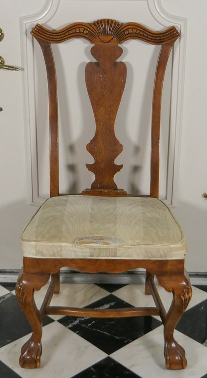Queen Anne Style Side Chair