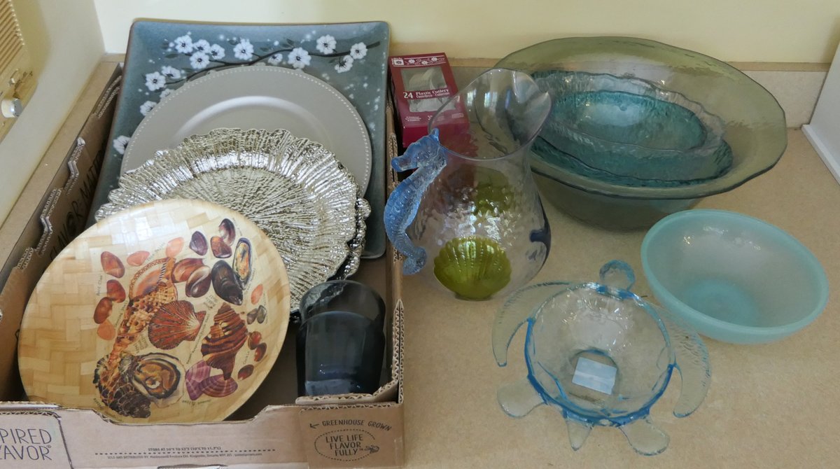 Summer Plastic Serving Pieces