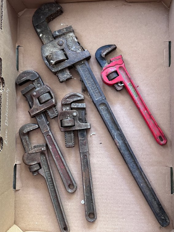 Variety of Pipe Wrenches