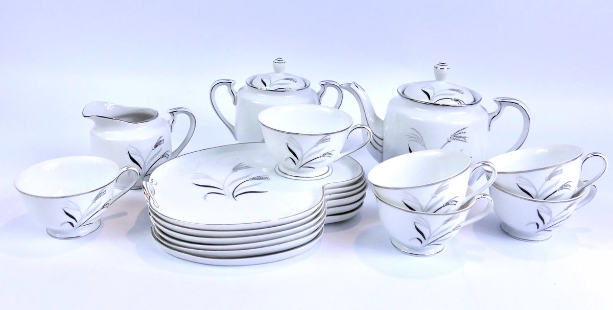 Porcelain Snack Sets by Meiko