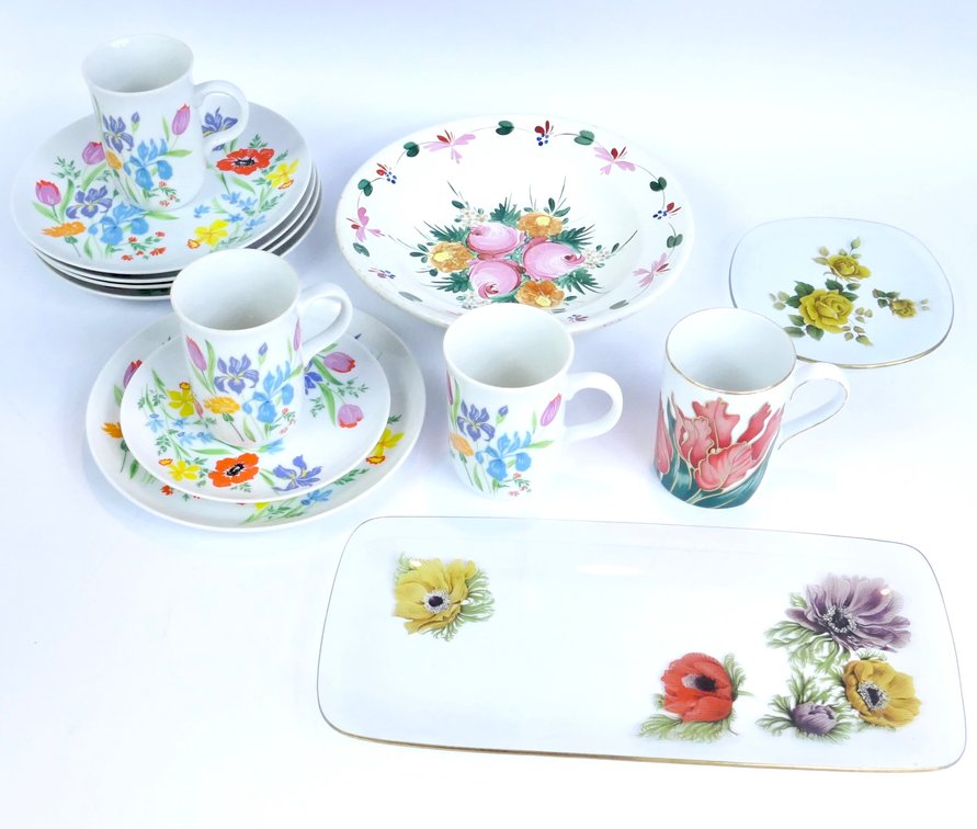 Colorful Floral Tableware