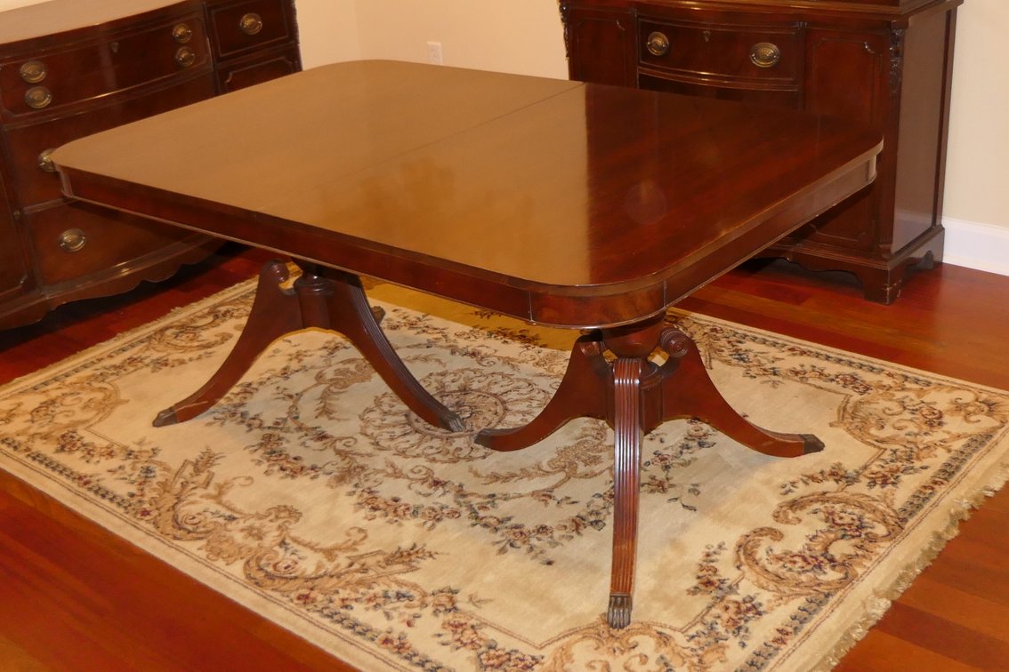 Duncan Phyfe Mahogany Dining Table