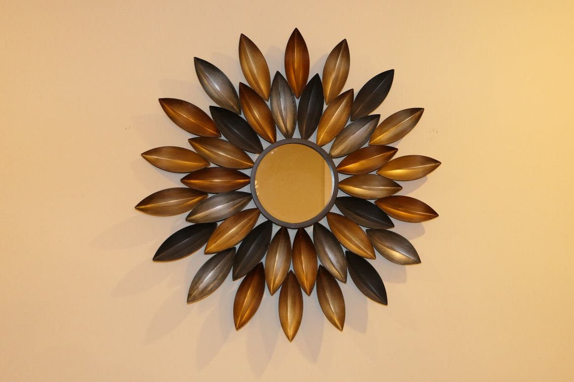 Metallic Wall Mirror with Leaf Design
