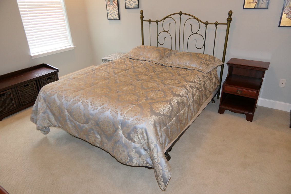 Sleep Number Queen Bed