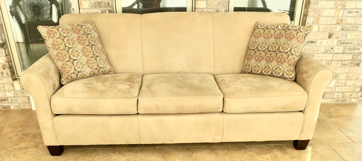 Beige 3-Cushion Couch