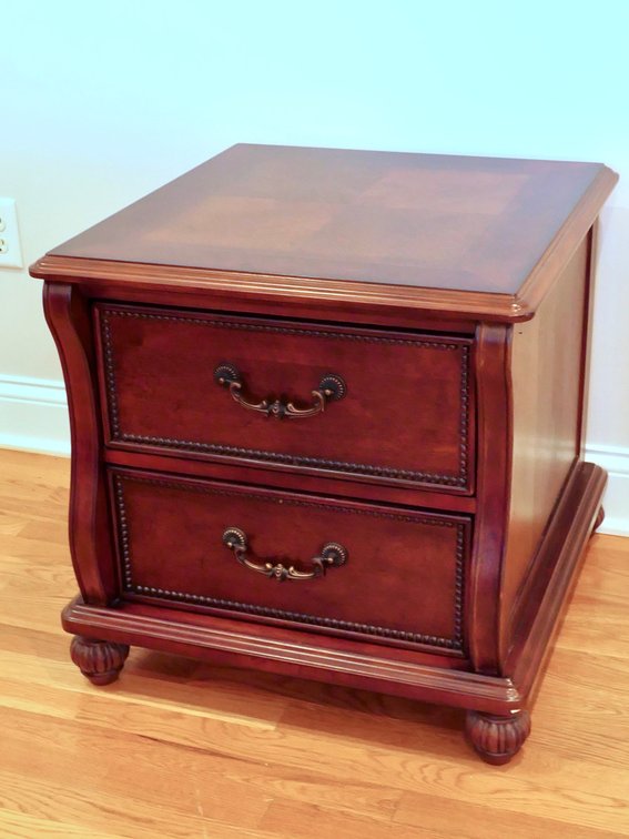 Ashley Furniture 2-Drawer End Table