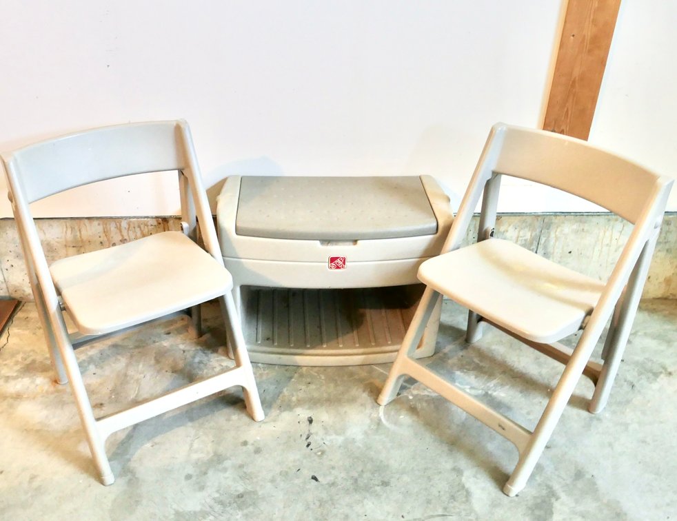 Step 2 Indoor/Outdoor Storage Bench and Chairs