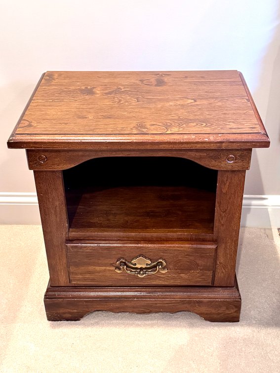 Single Drawer Night Stand