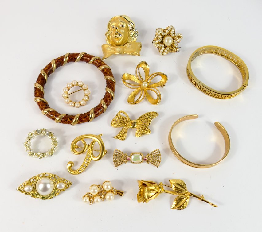 Gold Tone Jewelry Lot