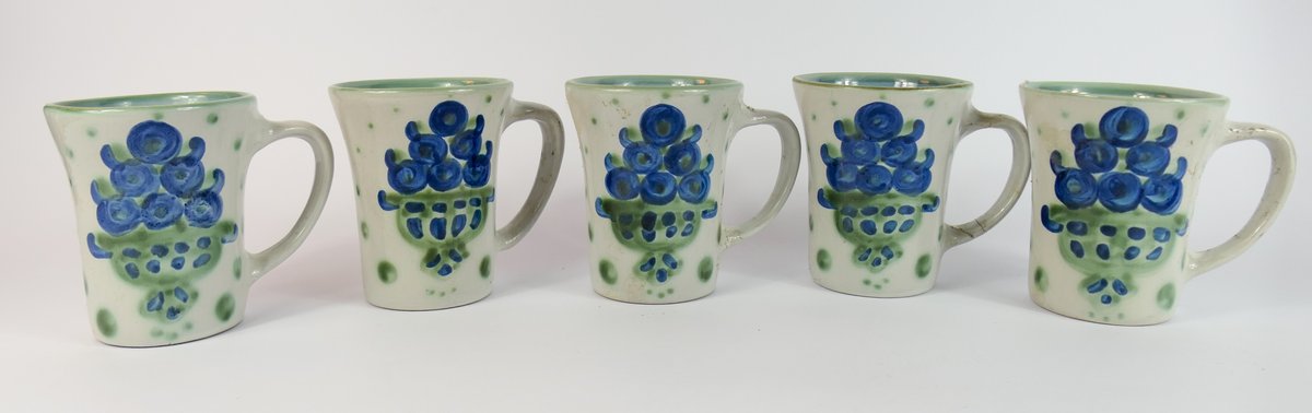 MA Hadley Blueberry Bouquet Pottery