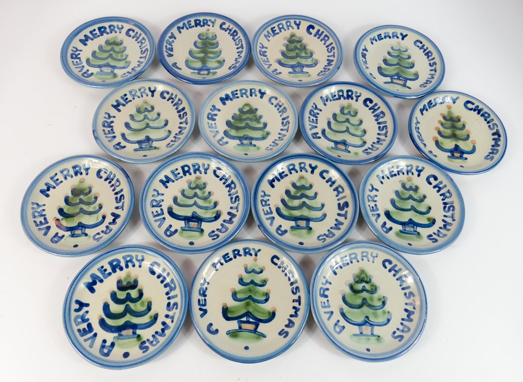 MA Hadley A Very Merry Christmas Pottery