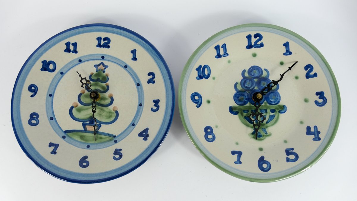 MA Hadley Holiday Pottery
