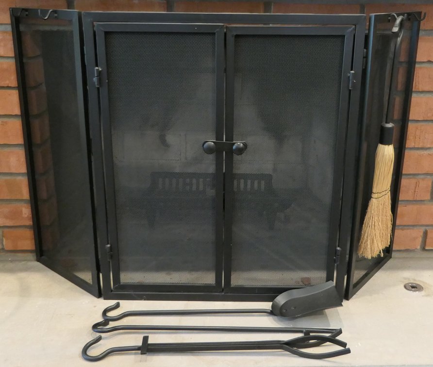 Fireplace Screen with Tools