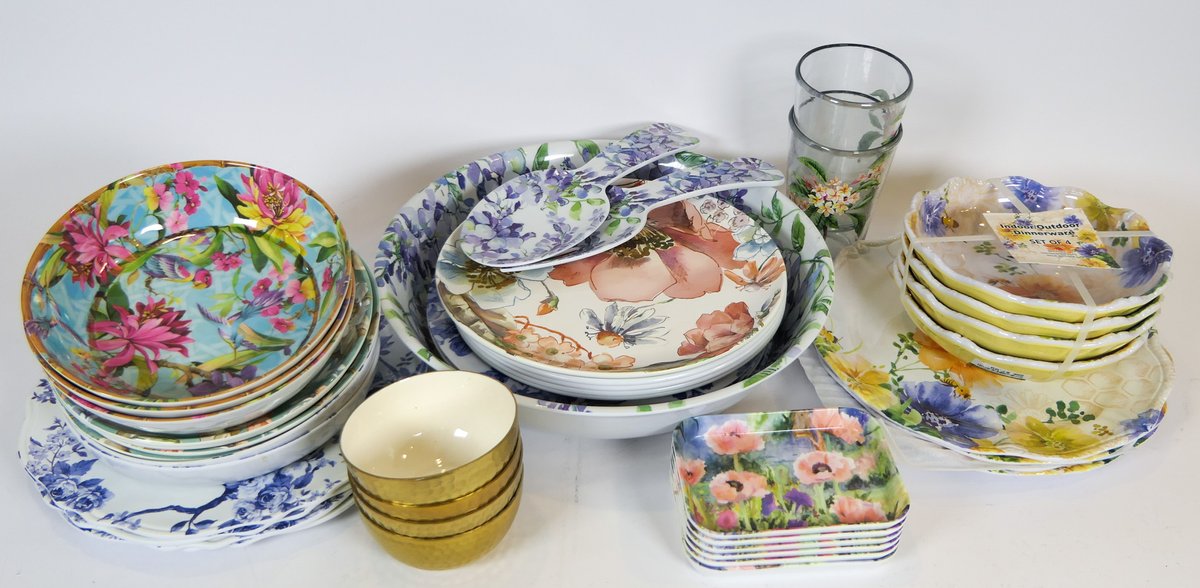 Plastic Dishware