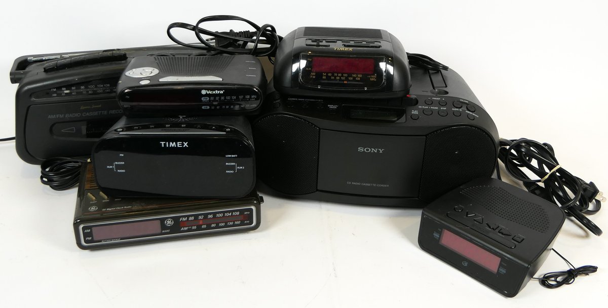 Assortment of Electronics