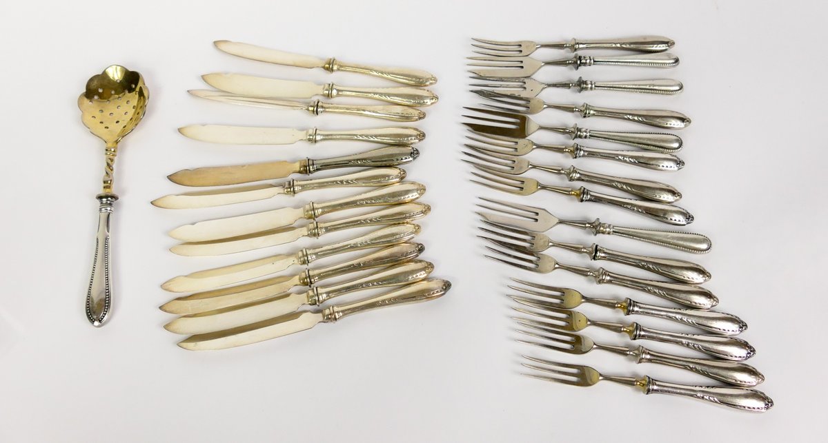 Silverplate Flatware Pieces