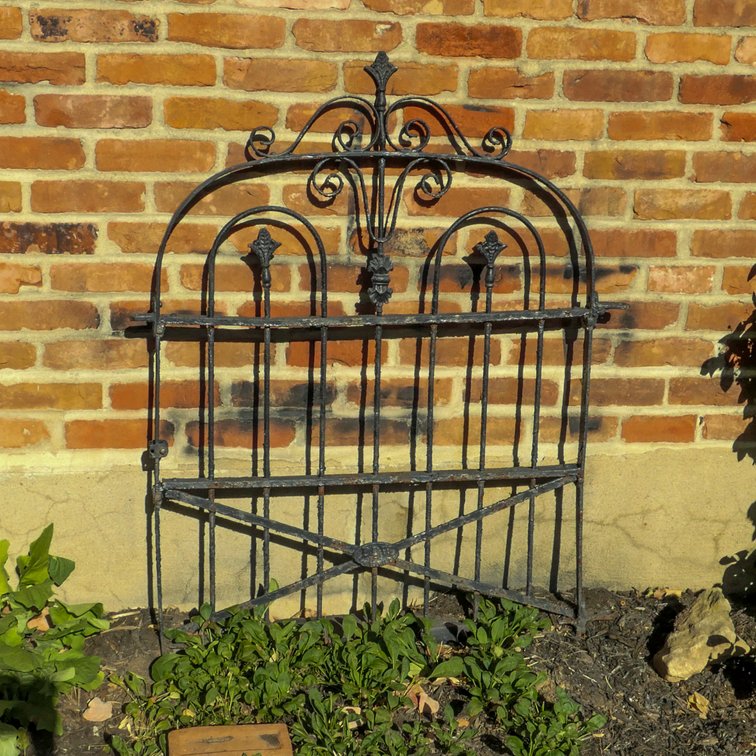 Outdoor Garden Gate Trellis