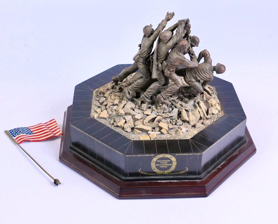 Patriotic Accent Statuette