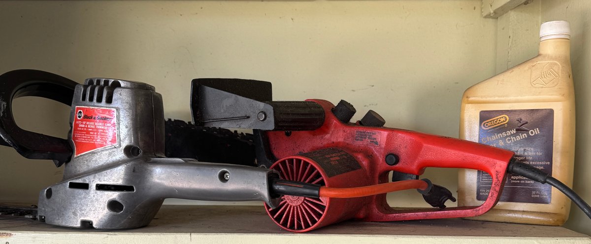 Electric Hedge Trimmer and Chainsaw