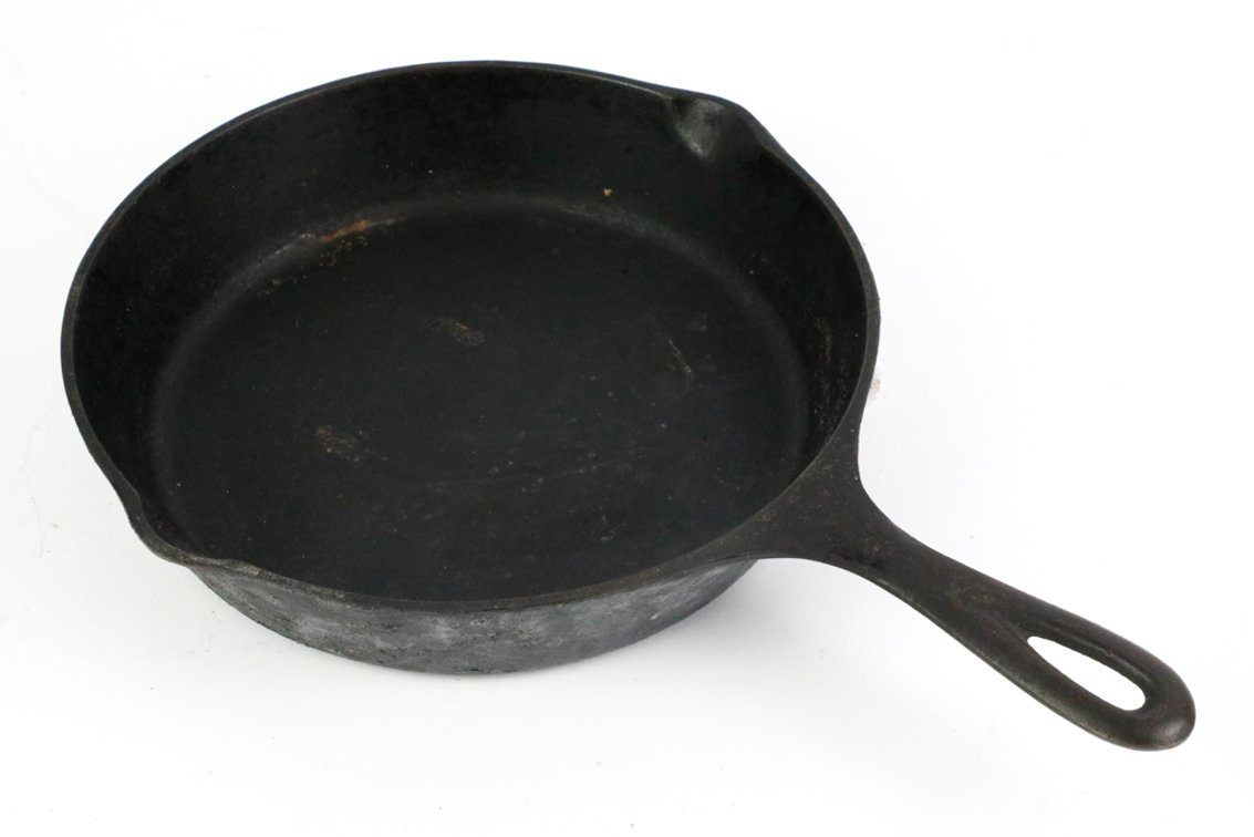 Cast Iron #6 Skillet