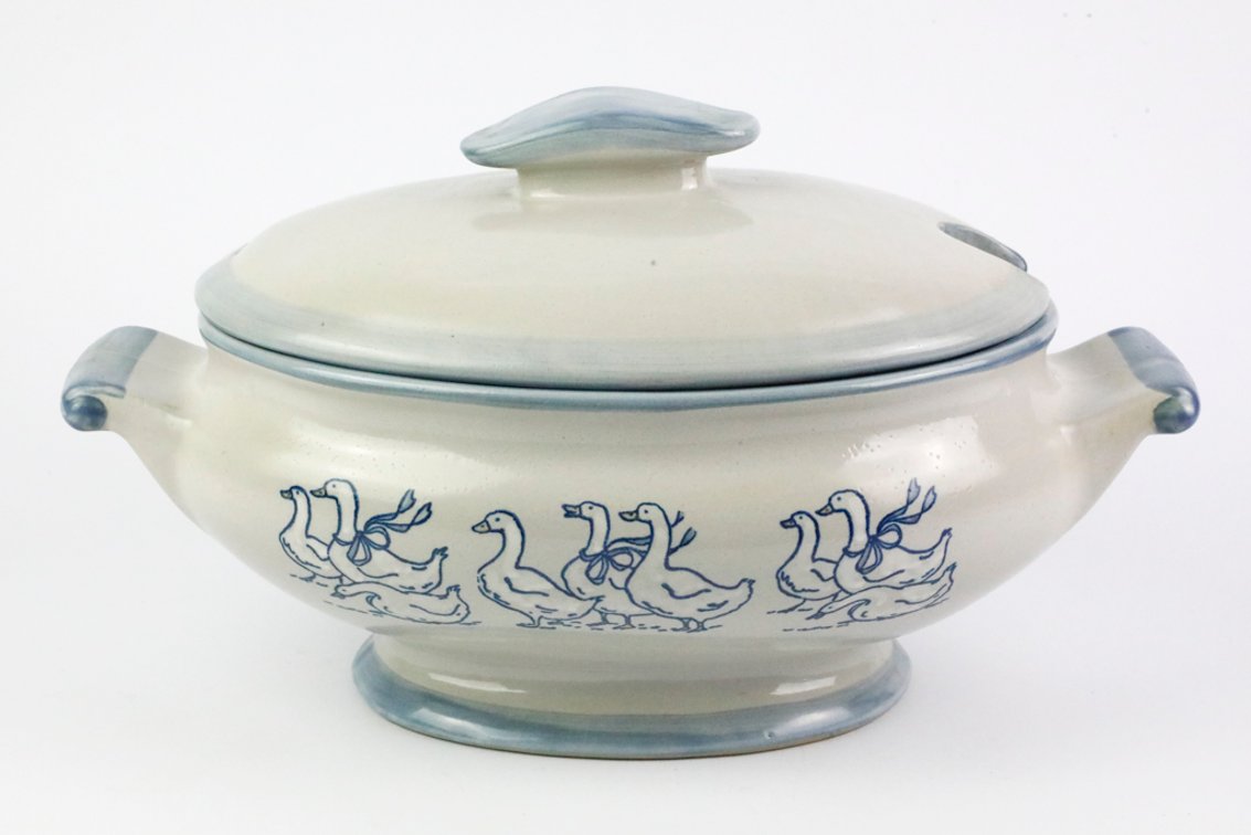 Louisville Stoneware Gaggle of Geese Serving Dish